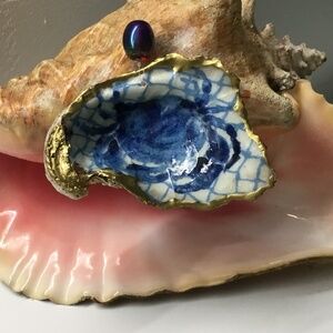 Fisherman Oyster Ornament Coastal Decor